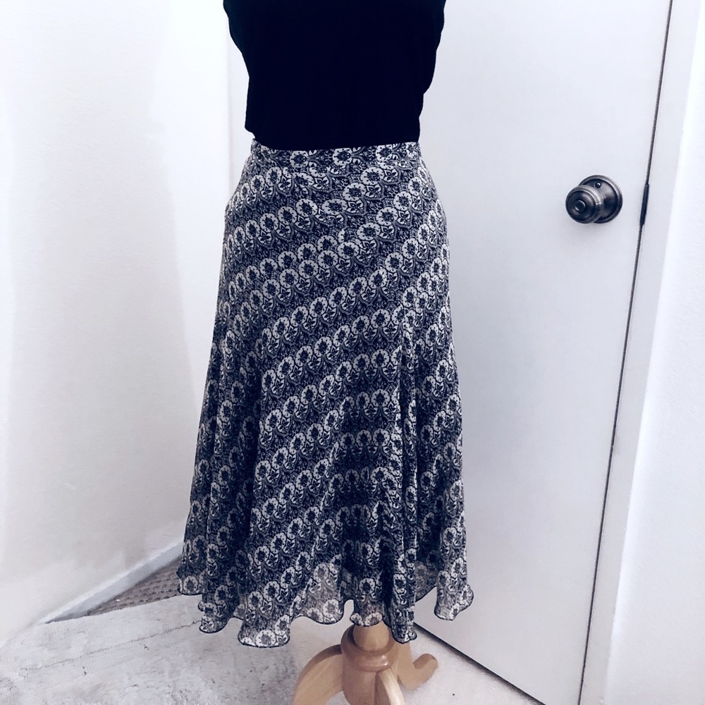 SOLD: Max Studio NWT Black and Beige Silk Skirt